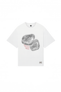 T-shirt red lips white